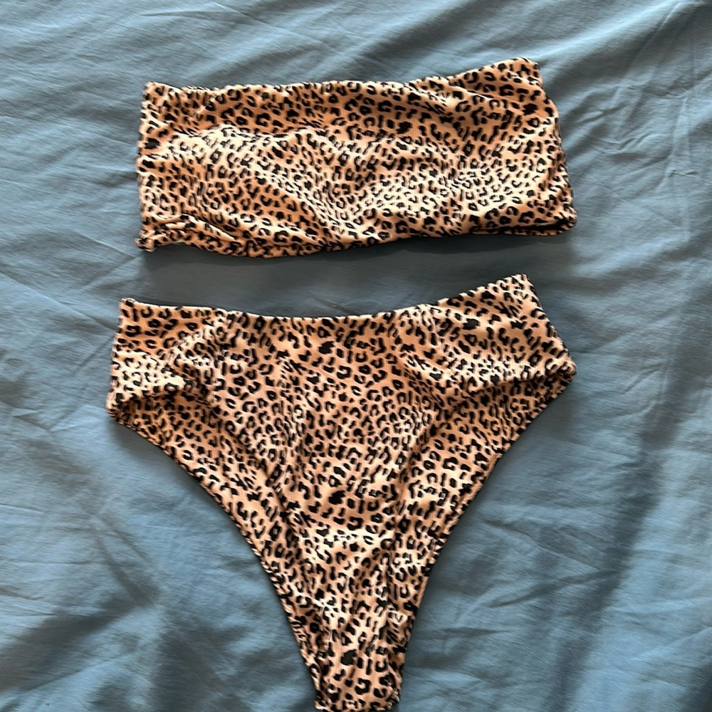 SHEIN leopard print bikini